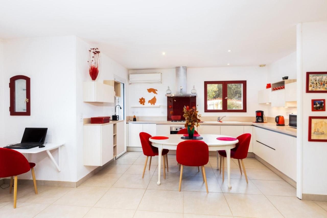 Sumptuous House Of 120m With Garden And Jacuzzi